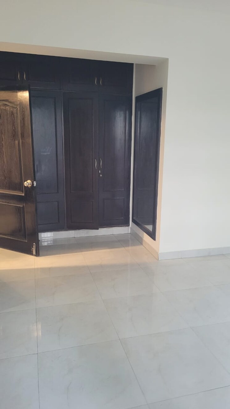 Living Room, prestige-acropolis 3 Bedroom 3000 Sq.Ft. Apartment In Kadugodi Bangalore 9790064