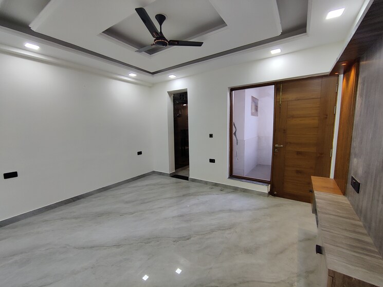 Room, faridabad central 3 Bedroom 1800 Sq.Ft. Builder Floor In Faridabad Central Faridabad 9790100