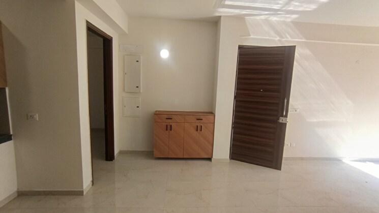 Bathroom, smart-world-gems 3 Bedroom 1550 Sq.Ft. Apartment In Sector 89 Gurgaon 9790144