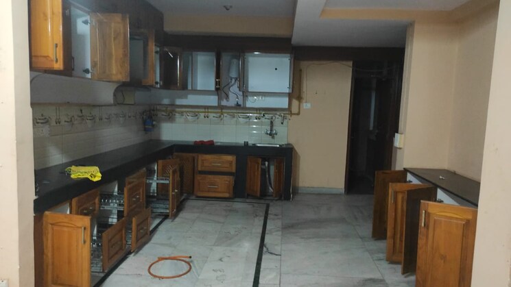 Kitchen, sector 11 dwarka 4 Bedroom 2000 Sq.Ft. Apartment In Sector 11 Dwarka Delhi 9790734