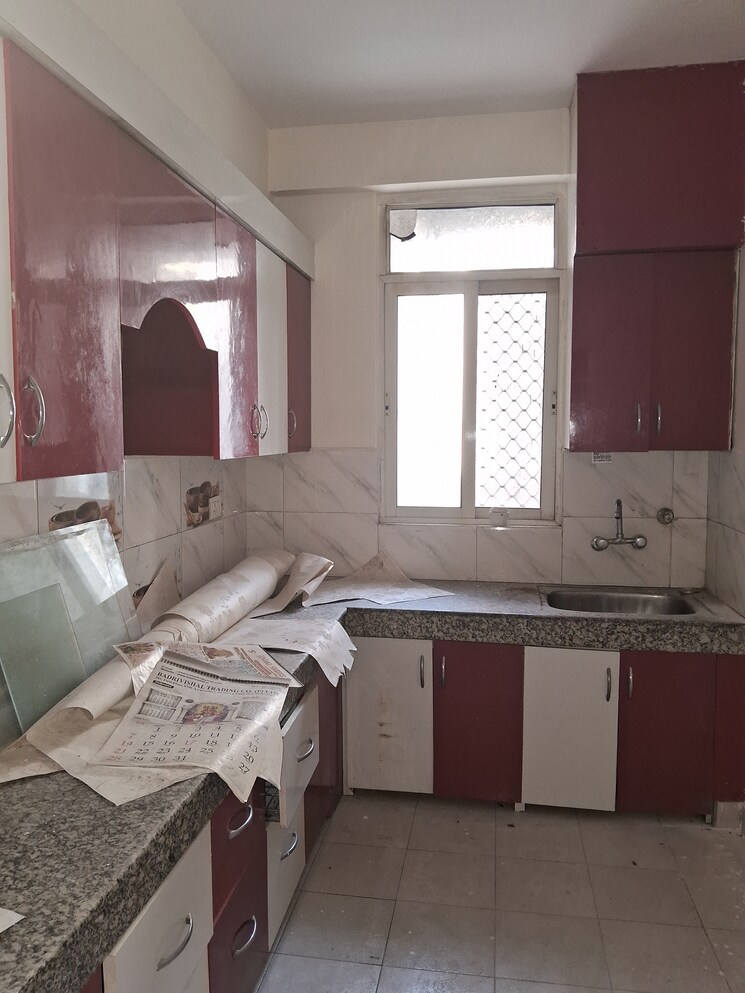 Bathroom, proview-officer-city 3 Bedroom 1475 Sq.Ft. Apartment In Raj Nagar Extension Ghaziabad 9791565