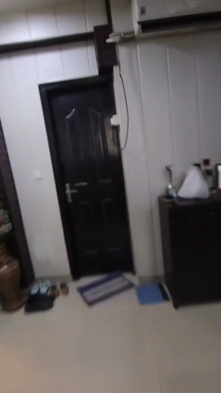 Bathroom, bulland-heights 3 Bedroom 1851 Sq.Ft. Apartment In Sain Vihar Ghaziabad 9791662