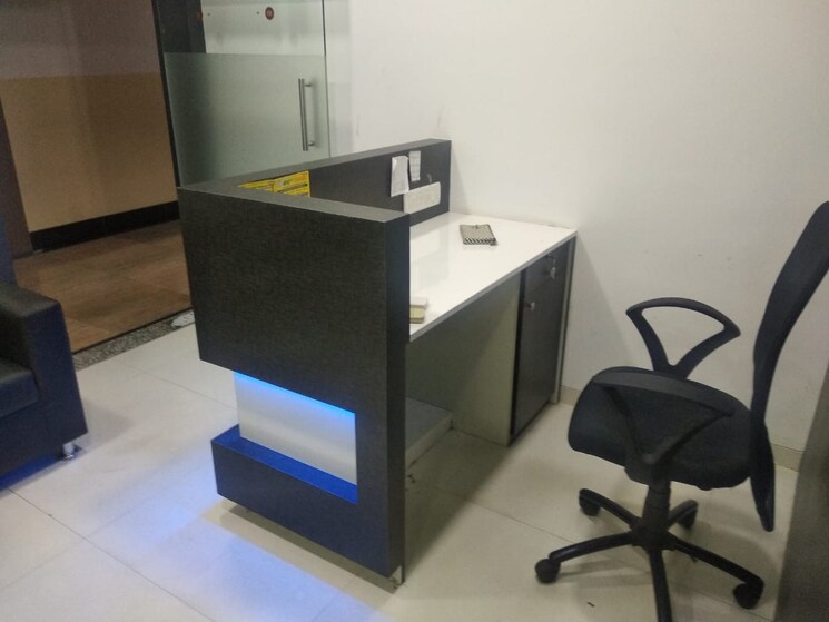 Team Area, k-rahega-palm-springs Commercial Office Space 1200 Sq.Ft. In Malad West Mumbai 9792057
