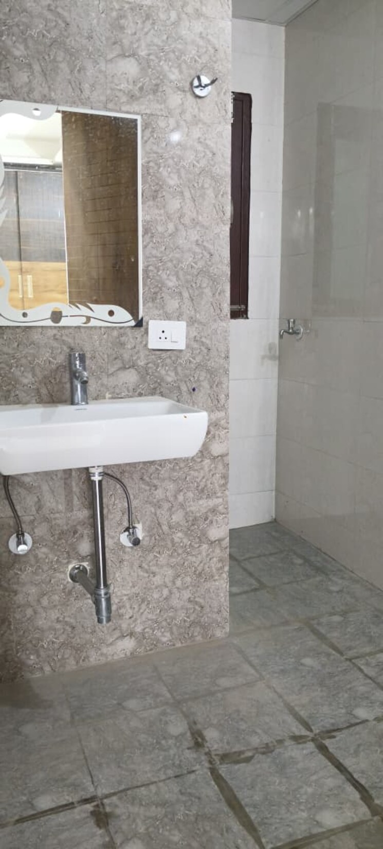 Bathroom, surendra-avenue-69 3 Bedroom 1650 Sq.Ft. Builder Floor In Sector 69 Gurgaon 9792147