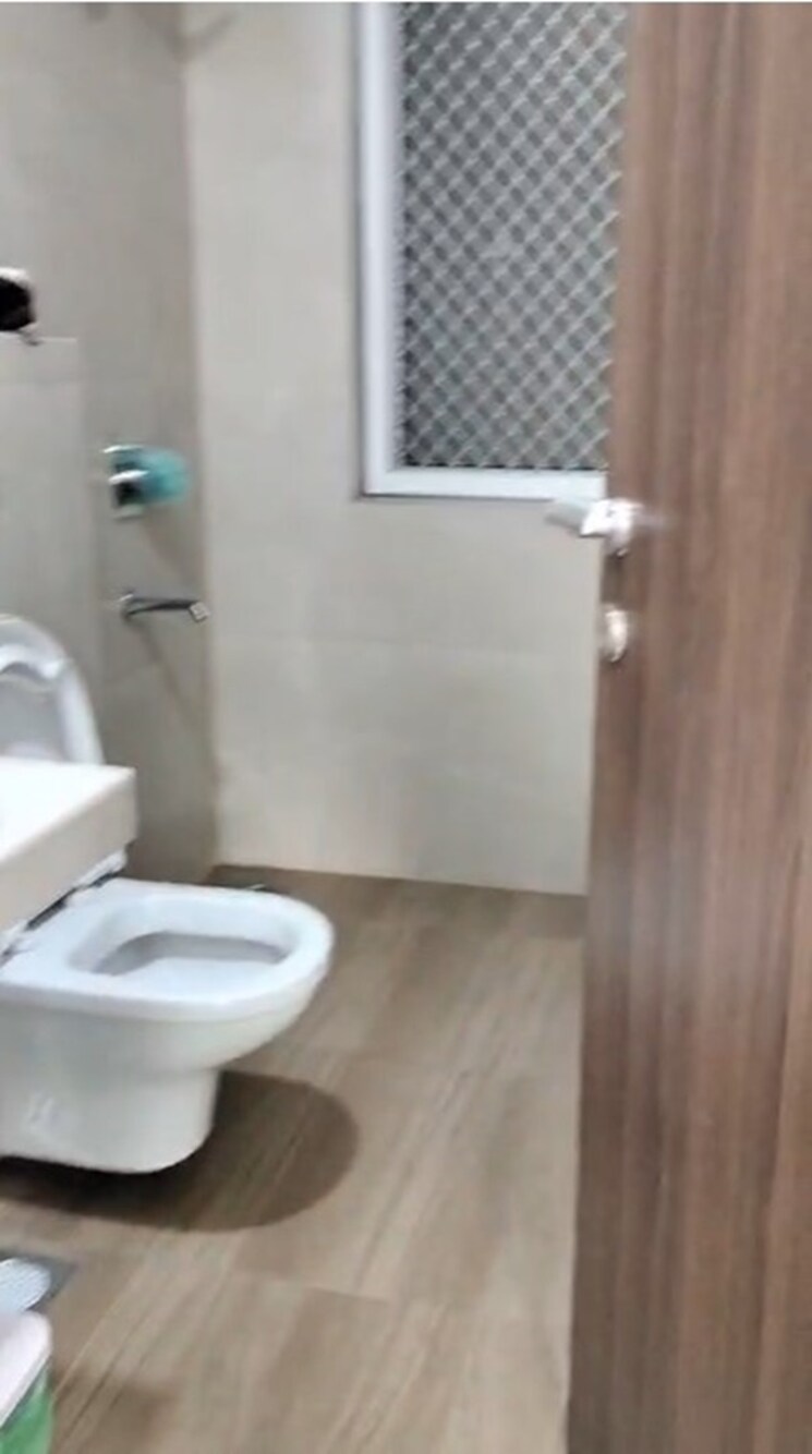 Bathroom, tridhaatu-morya 2 Bedroom 936 Sq.Ft. Apartment In Chembur Mumbai 9792346