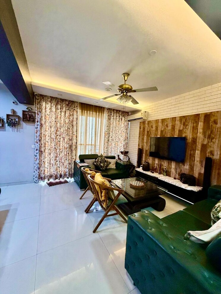 Gym, tulip-violet 4 Bedroom 2010 Sq.Ft. Apartment In Sector 69 Gurgaon 9792534