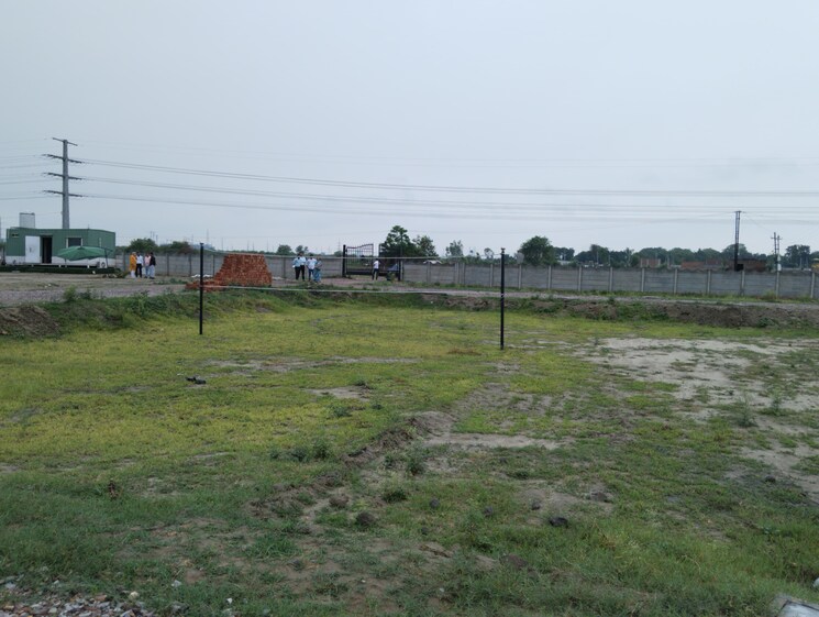 Cover Image, sk-the-grand-city  250 Sq.Yd. Plot In Jewar Greater Noida 9792604