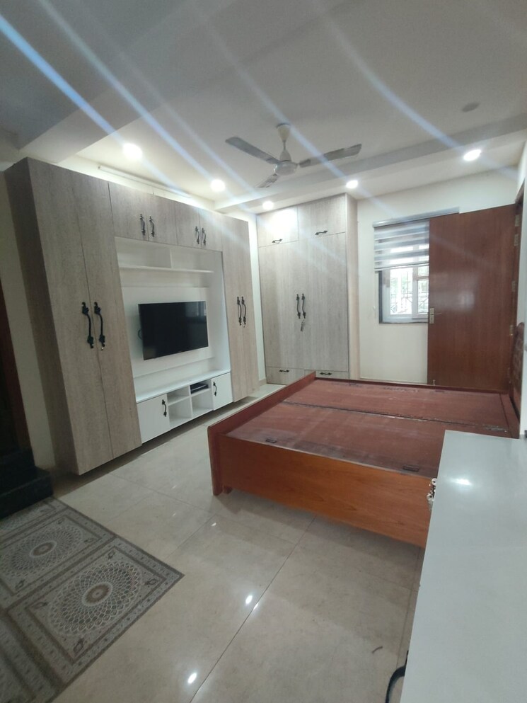 Kitchen, saket 3 Bedroom 1500 Sq.Ft. Builder Floor In Saket Delhi 9792632