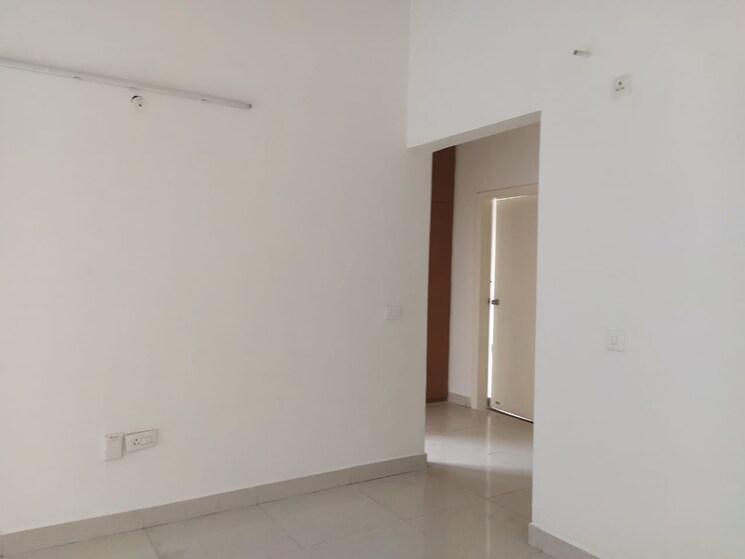 Room, godrej-frontier 3 Bedroom 1927 Sq.Ft. Apartment In Sector 80 Gurgaon 9792729