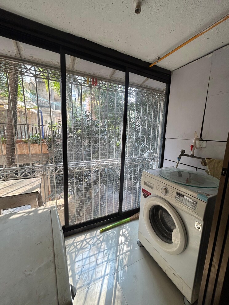 Team Area, juhu-natraj-chs 2 Bedroom 772 Sq.Ft. Apartment In Vile Parle West Mumbai 9793023