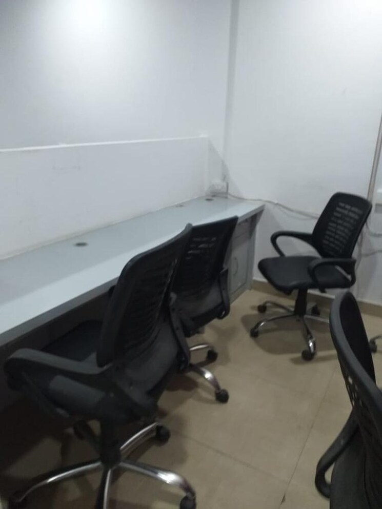 Team Area, levana-cyber-heights Commercial Office Space in IT/SEZ 1000 Sq.Ft. In Vibhuti Khand Lucknow 9793114