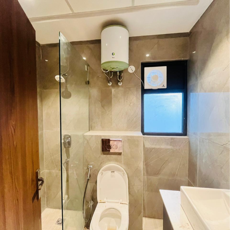 Bathroom, suncity-vatsal-valley 3 Bedroom 1430 Sq.Ft. Apartment In Gwal Pahari Gurgaon 9793354