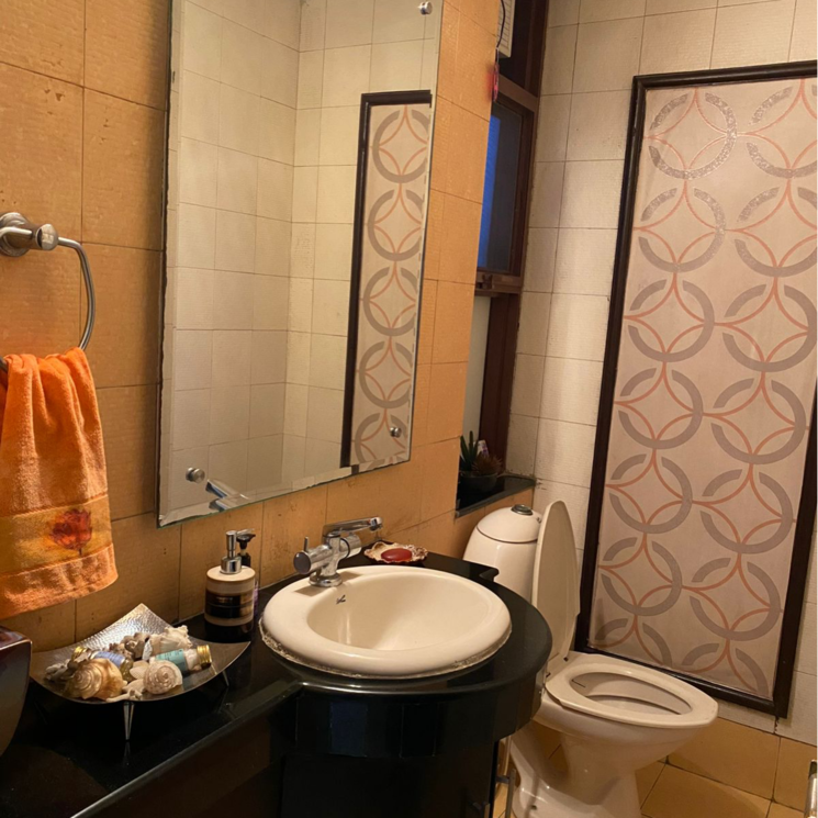 Bathroom, vipul-belmonte 3.5 Bedroom 2490 Sq.Ft. Apartment In Sector 53 Gurgaon 9793385