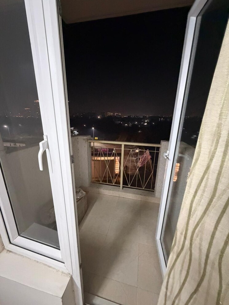 Balcony, pareena-micasa 2.5 Bedroom 1245 Sq.Ft. Apartment In Sector 68 Gurgaon 9793397