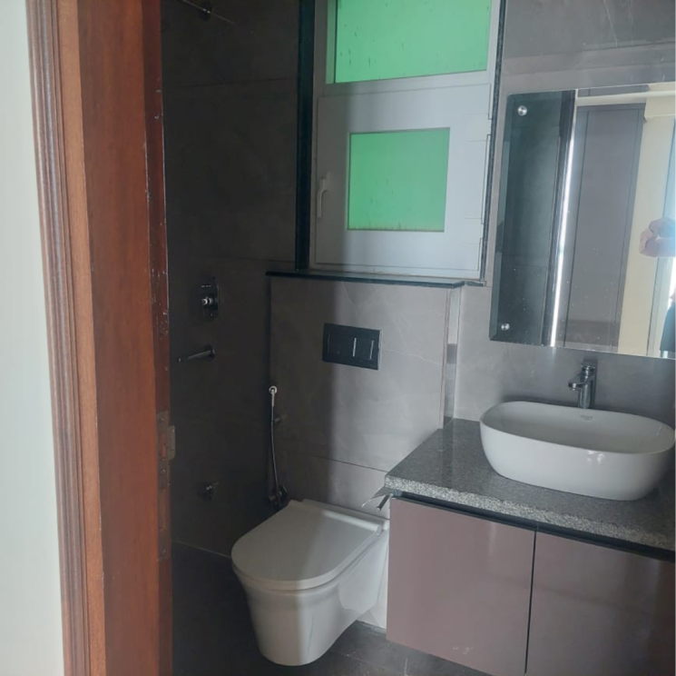 Bathroom, sector 57 3 Bedroom 270 Sq.Yd. Apartment In Sector 57 Gurgaon 9793428