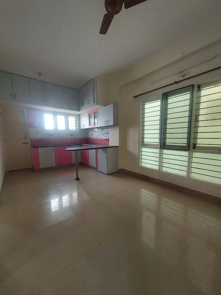 Room, sri-residency-btm-layout 2 Bedroom 1000 Sq.Ft. Apartment In Btm Layout Bangalore 9793619