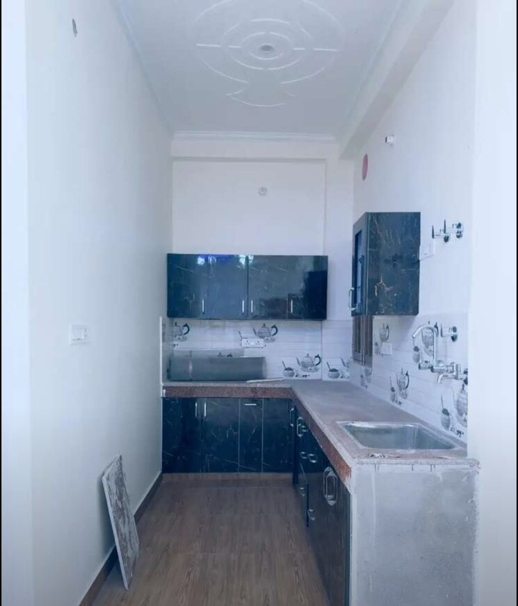 Kitchen, gomti nagar 2 Bedroom 1600 Sq.Ft. Apartment In Gomti Nagar Lucknow 9793694