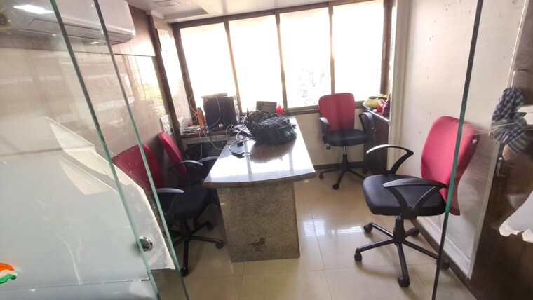 Team Area, orbit-industrial-estate Commercial Office Space 400 Sq.Ft. In Malad West Mumbai 9793801