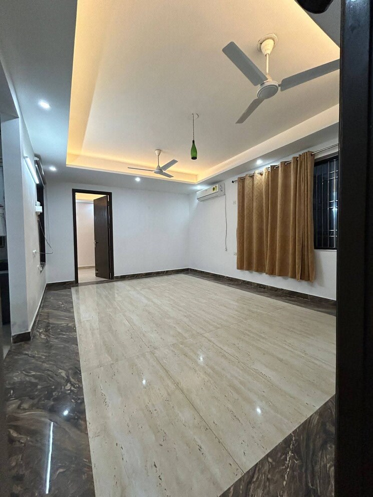 Bedroom, saket 3 Bedroom 1500 Sq.Ft. Builder Floor In Saket Delhi 9793834