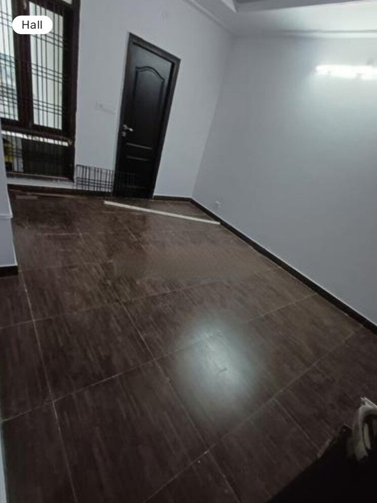Room, gomti nagar 3 Bedroom 1800 Sq.Ft. Apartment In Gomti Nagar Lucknow 9793930