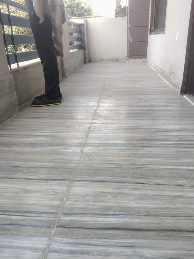  Parking, sector 108 3 Bedroom 200 Sq.Mt. Independent House In Sector 108 Noida 9793923