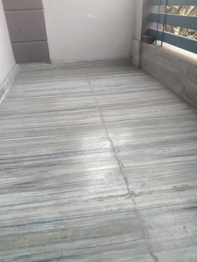 Room, sector 108 3 Bedroom 200 Sq.Mt. Independent House In Sector 108 Noida 9793923