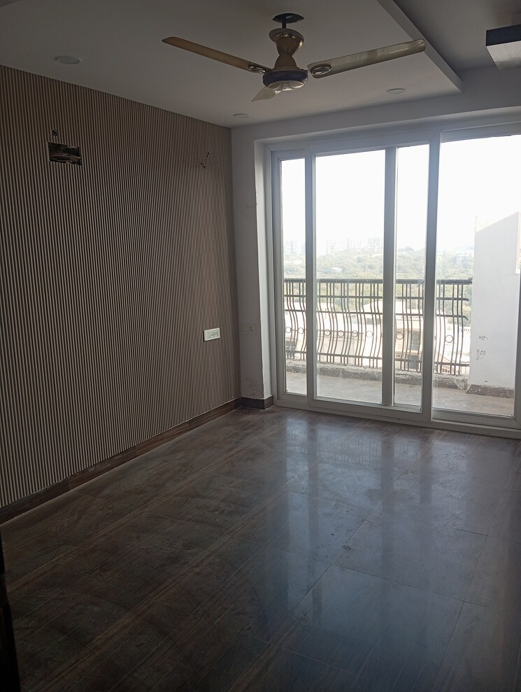 Room, sector 12 dwarka 4 Bedroom 2800 Sq.Ft. Apartment In Sector 12 Dwarka Delhi 9793935