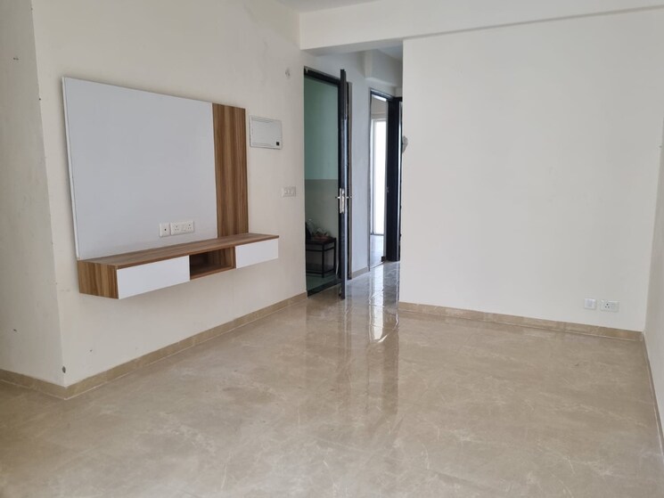 Room, signature-global-park-4-and-5 3 Bedroom 1120 Sq.Ft. Builder Floor In Sohna Sector 36 Gurgaon 9793997