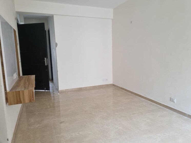 Room, signature-global-park-4-and-5 3 Bedroom 1120 Sq.Ft. Builder Floor In Sohna Sector 36 Gurgaon 9793997