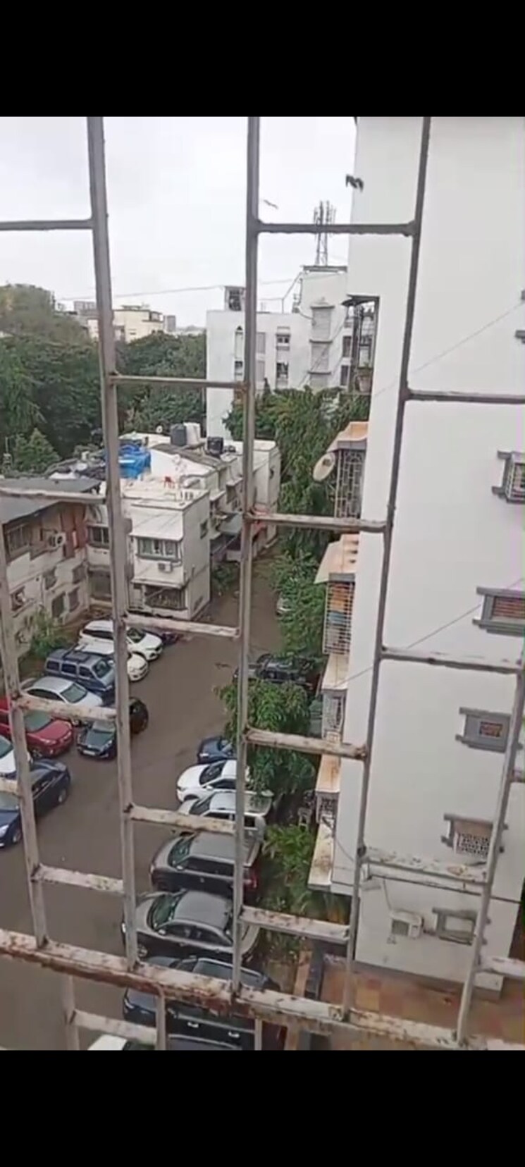 Balcony, andheri east 1 Bedroom 450 Sq.Ft. Apartment In Andheri East Mumbai 9794005