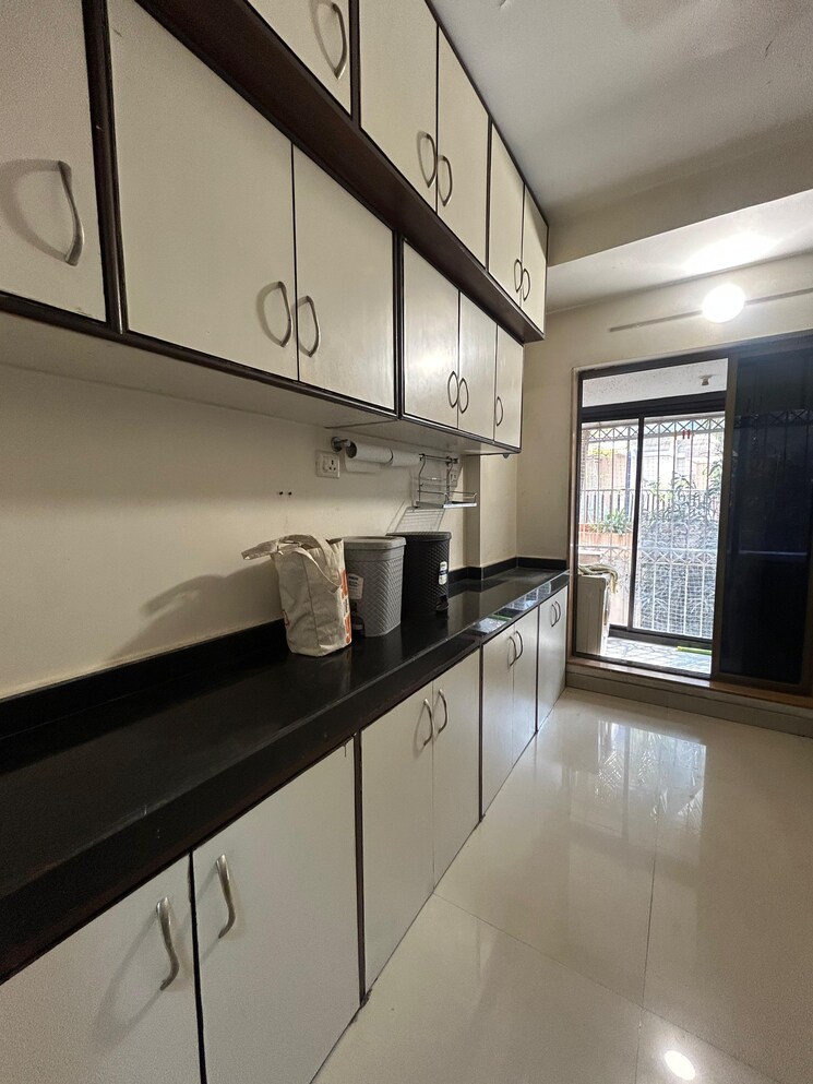 Kitchen, juhu-natraj-chs 2 Bedroom 725 Sq.Ft. Apartment In Vile Parle West Mumbai 9794007