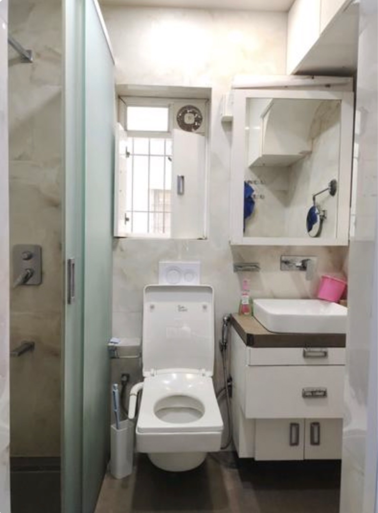 Bathroom, andheri west 2 Bedroom 700 Sq.Ft. Apartment In Andheri West Mumbai 9794078