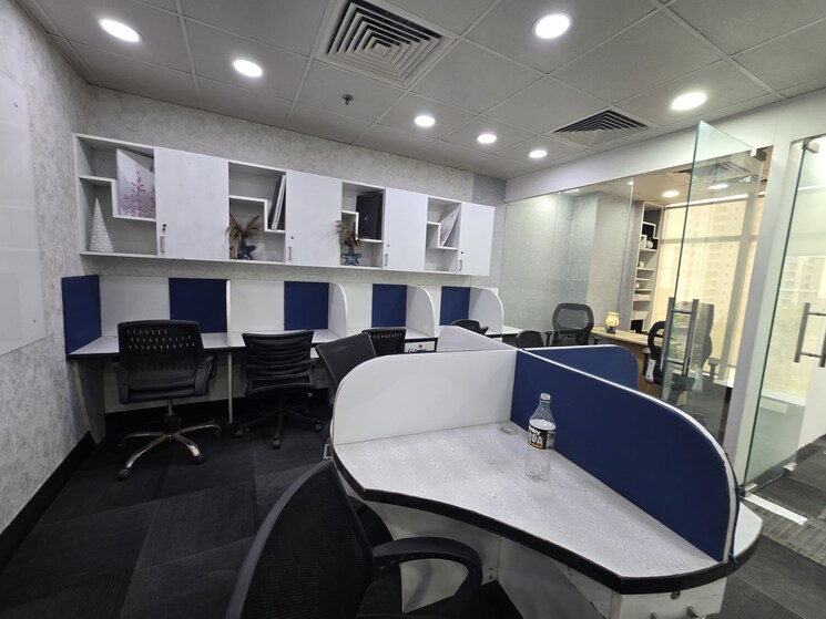 Team Area, spaze-itech-park Commercial Office Space 1000 Sq.Ft. In Sector 49 Gurgaon 9794088