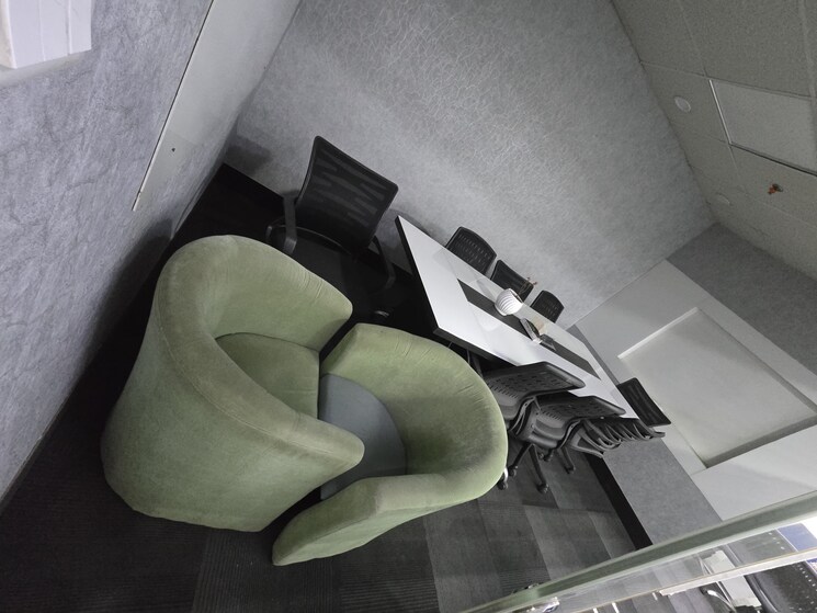 Team Area, spaze-itech-park Commercial Office Space 1000 Sq.Ft. In Sector 49 Gurgaon 9794088