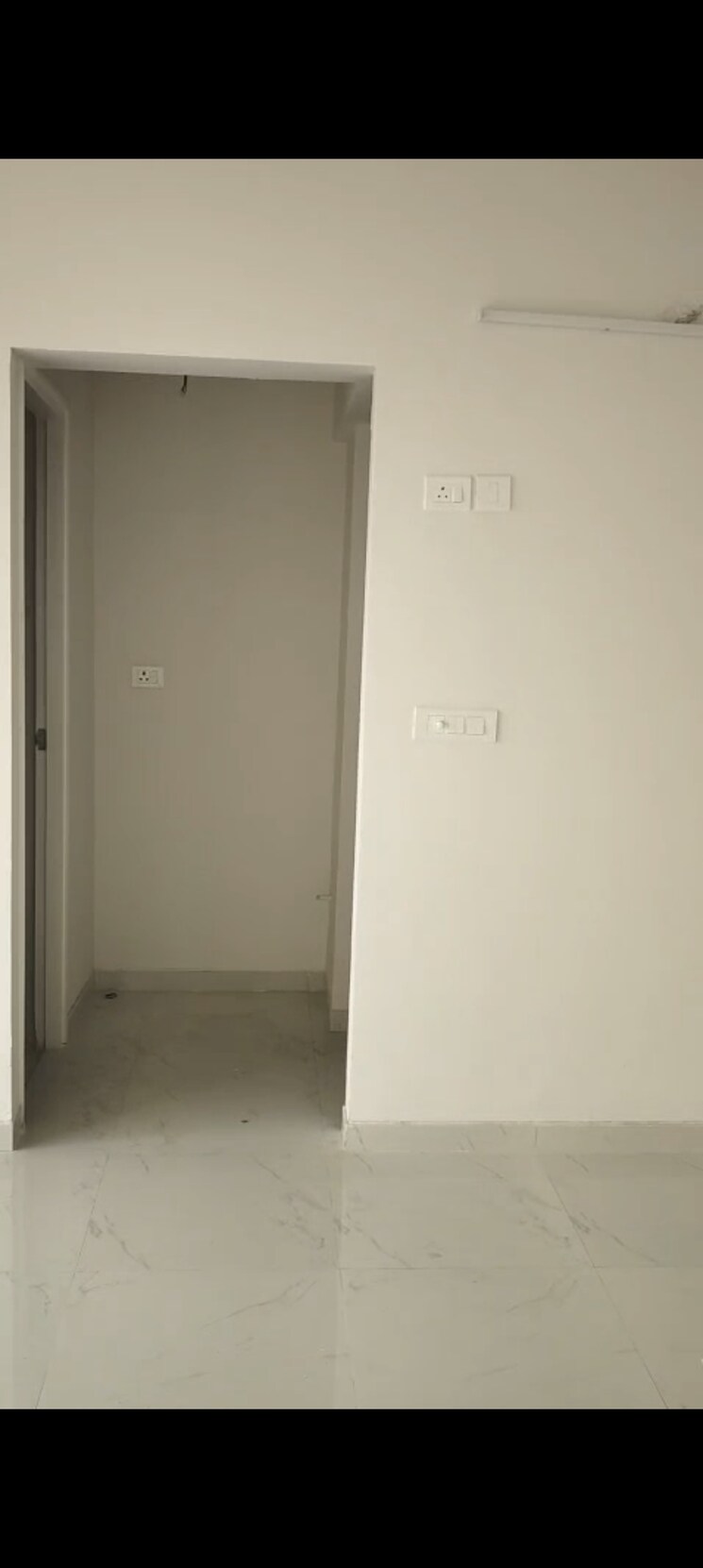 Room, runwal-gardens 1 Bedroom 400 Sq.Ft. Apartment In Dombivli East Thane 9794094