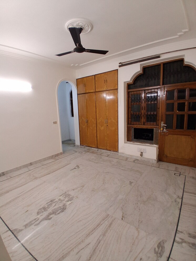 Kitchen, rajouri garden 3.5 Bedroom 1800 Sq.Ft. Builder Floor In Rajouri Garden Delhi 9794107