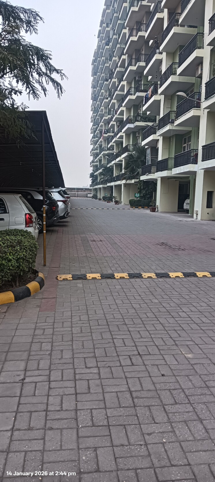 Balcony, sushma-green-vista Studio 600 Sq.Ft. Apartment In Ghazipur Zirakpur 9794136