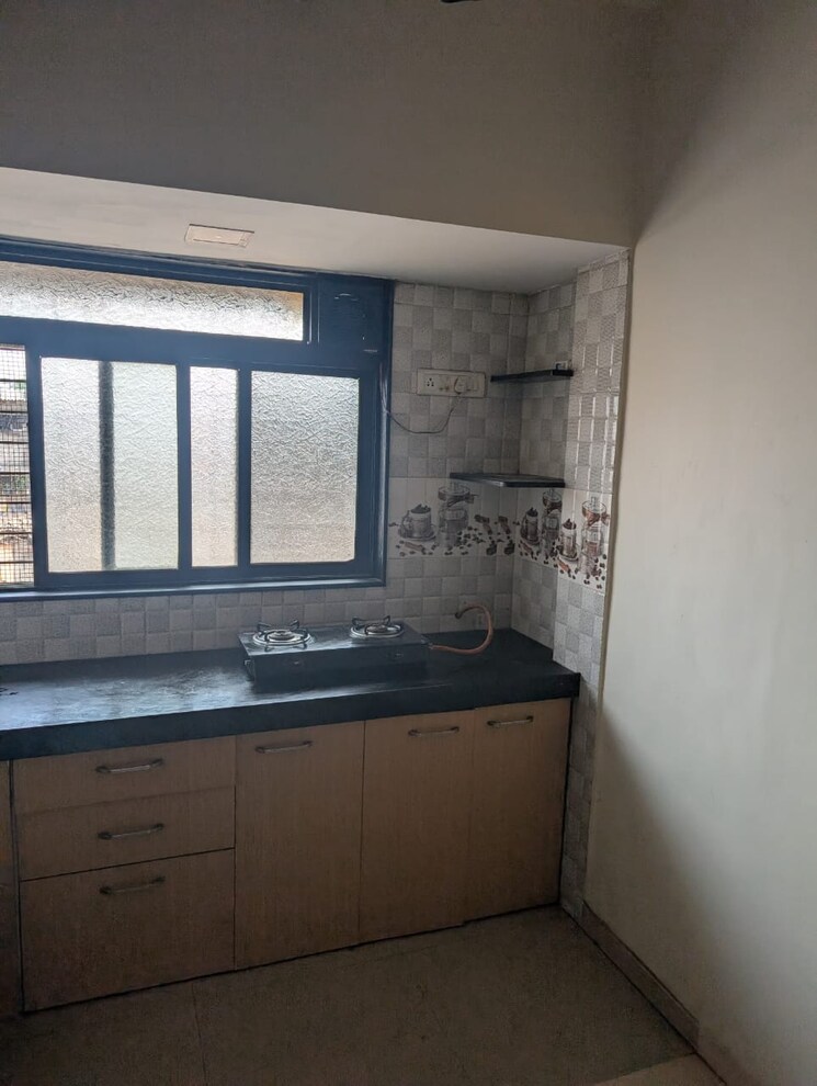 Kitchen, sion east 1 RK 250 Sq.Ft. Apartment In Sion East Mumbai 9794205