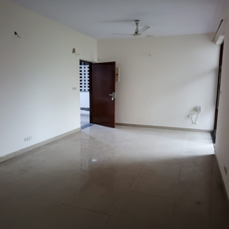 Room, omaxe-heights 2 Bedroom 1100 Sq.Ft. Apartment In Sector 86 Faridabad 9794222