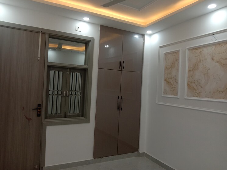 Room, dwarka mor 3 Bedroom 810 Sq.Ft. Builder Floor In Dwarka Mor Delhi 9794272
