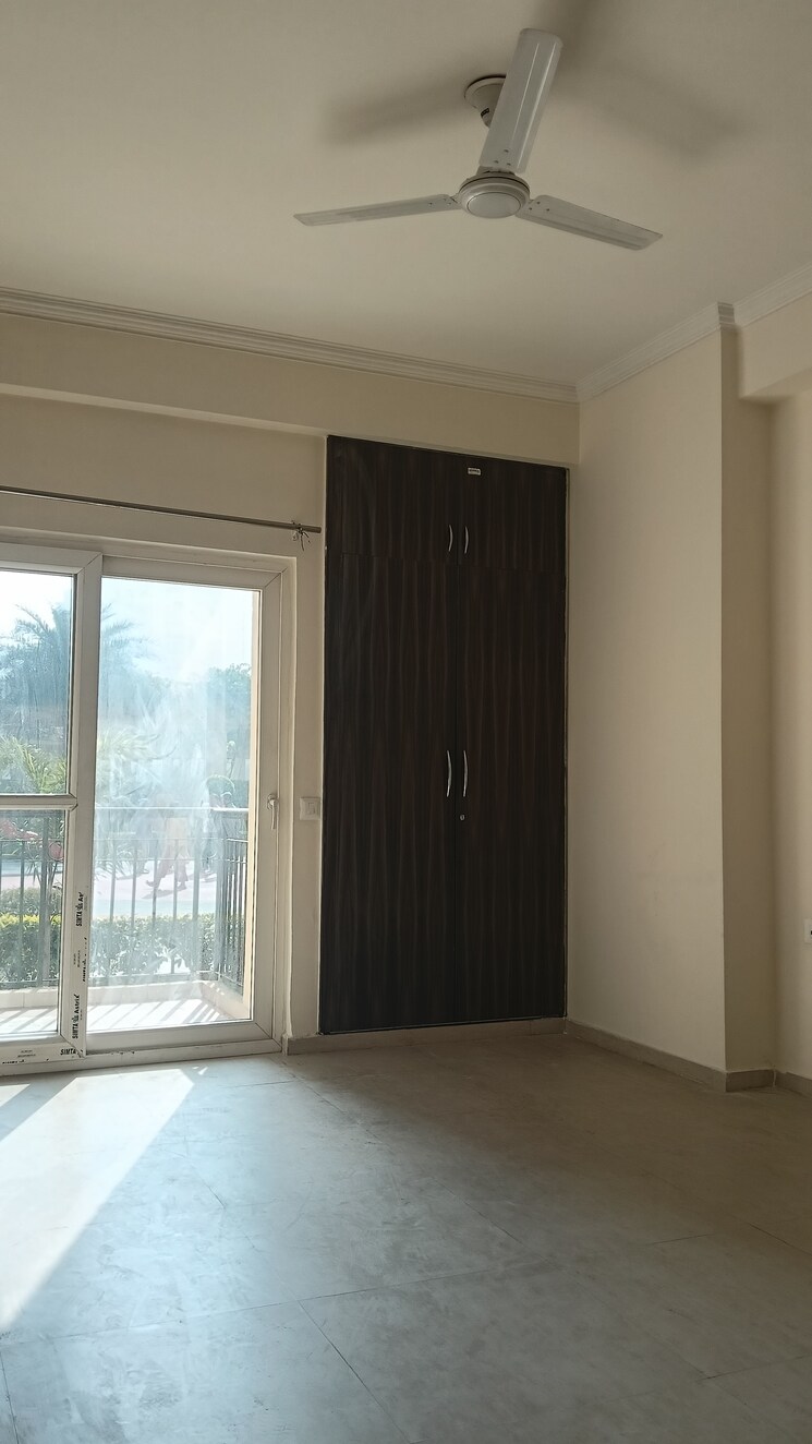 Room, apex-athena 3 Bedroom 1895 Sq.Ft. Apartment In Sector 75 Noida 9794278