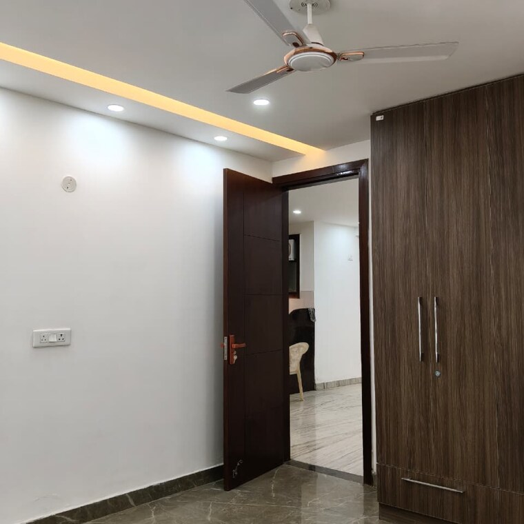 Room, panchsheel vihar 4 Bedroom 1800 Sq.Ft. Builder Floor In Panchsheel Vihar Delhi 9794521