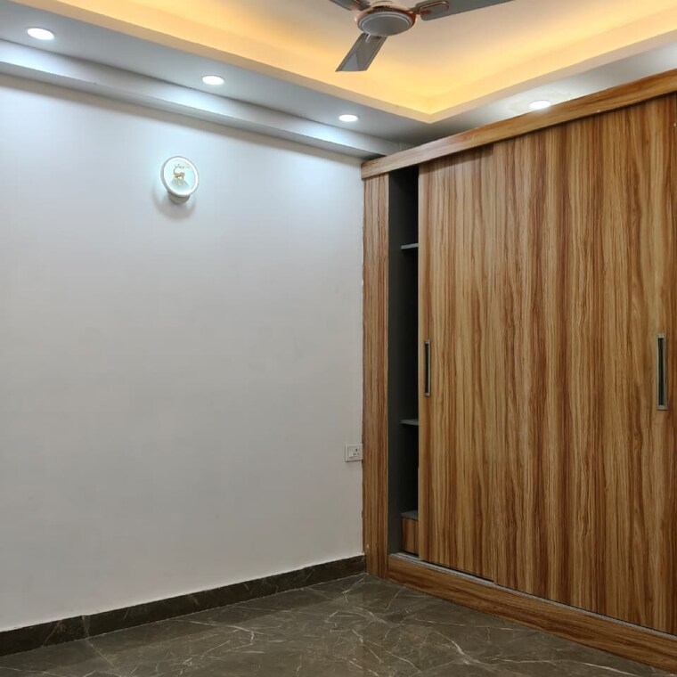 Room, panchsheel vihar 4 Bedroom 1800 Sq.Ft. Builder Floor In Panchsheel Vihar Delhi 9794521