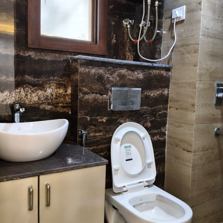 Bathroom, panchsheel vihar 4 Bedroom 1800 Sq.Ft. Builder Floor In Panchsheel Vihar Delhi 9794521