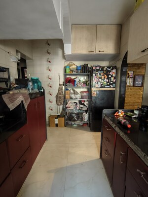 Master Bedroom in 2 BHK Apartment at Gurukrupa CHS Malad, Malad West – for Rent