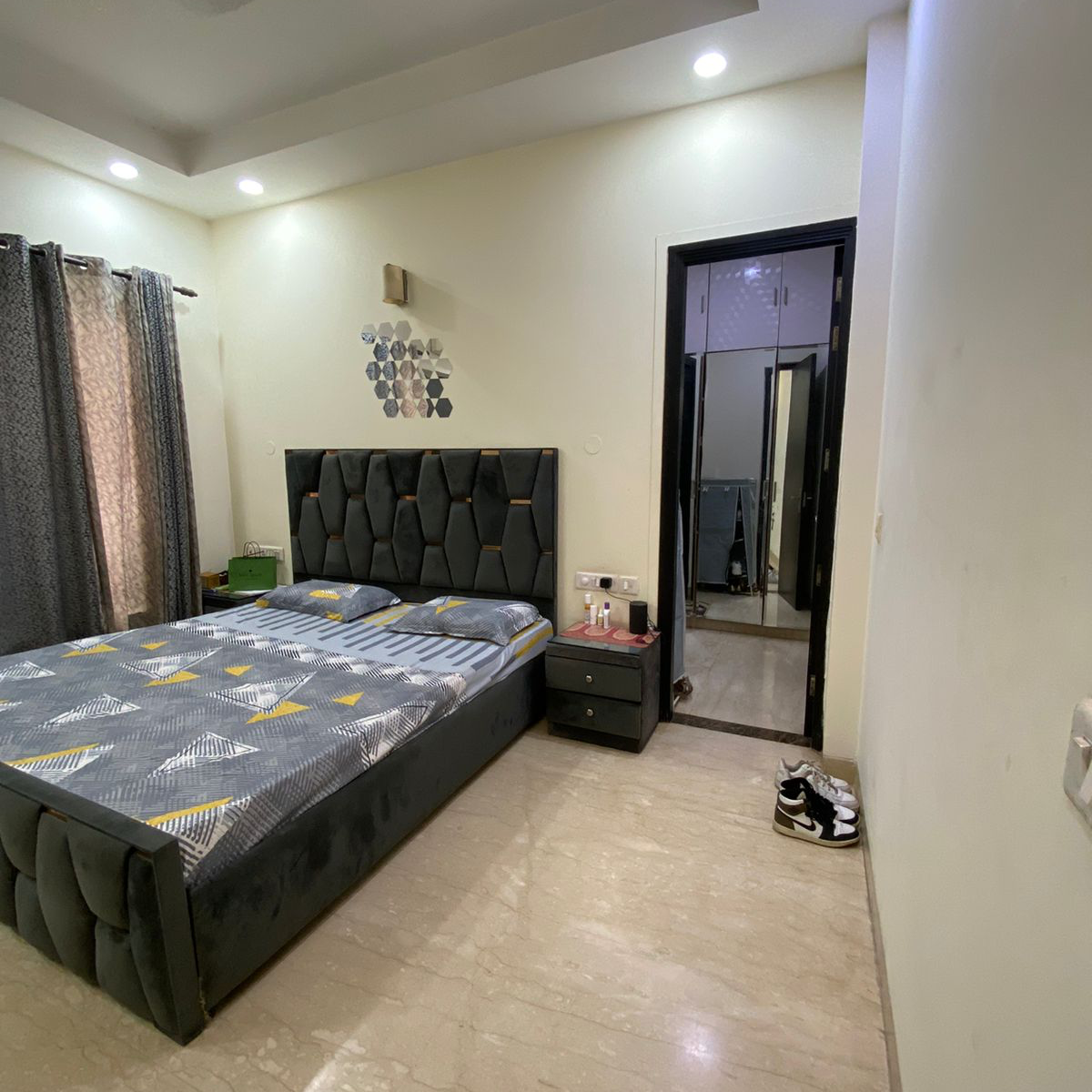 6+ BHK Independent House For Sale in Sector 39