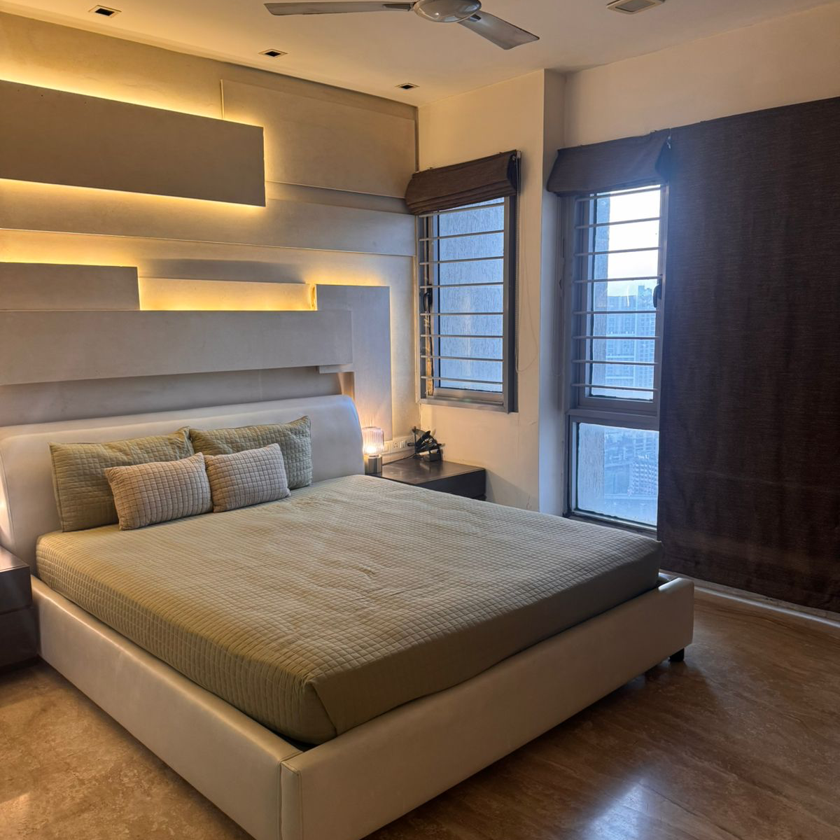 3 BHK Apartment For Sale in Rustomjee Elita