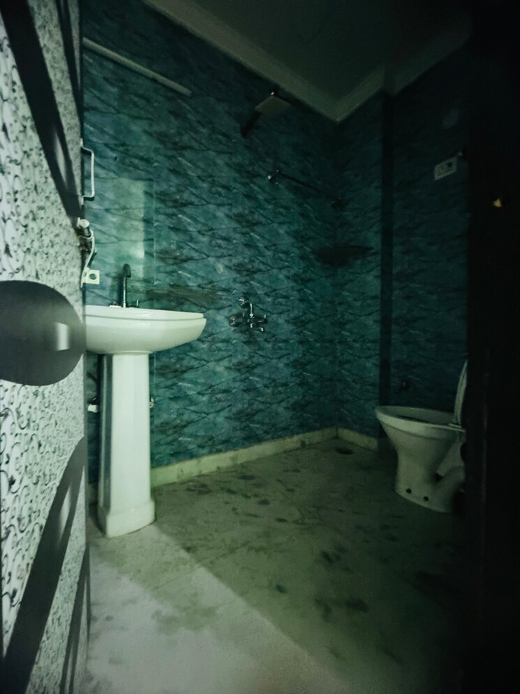 undefined, chattarpur 2 Bedroom 900 Sq.Ft. Builder Floor In Chattarpur Delhi 9794544