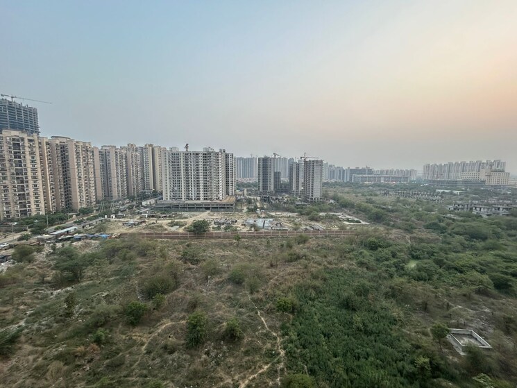 Master Bedroom, amrapali-centurian-park 3.5 Bedroom 1667 Sq.Ft. Apartment In Tech Zone 4 Greater Noida Greater Noida 9794550