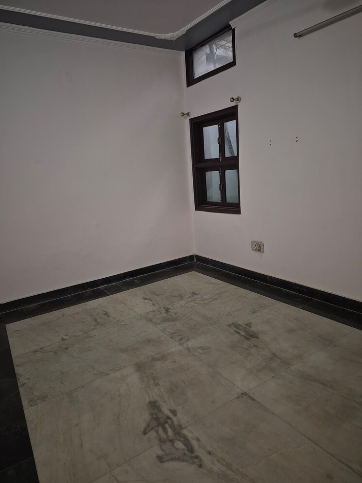 undefined, mayur vihar 2.5 Bedroom 850 Sq.Ft. Builder Floor In Mayur Vihar Delhi 9794647